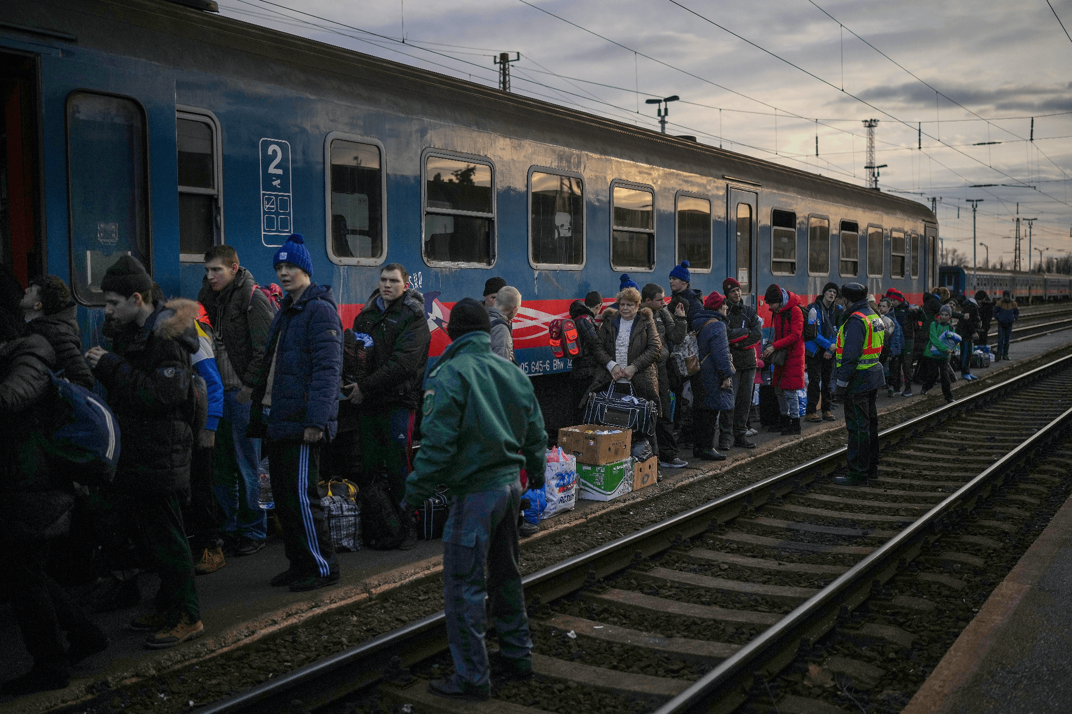 REFUGEES-WITH-DISABILITIES-AND-THEIR-CARERS-ARRIVE-AT-THE-HUNGARIAN-BORDER-TOWN-OF-ZAHONY-HUNGARY-ON-A-TRAIN-THAT-HAS-COME-FROM-UKRAINE